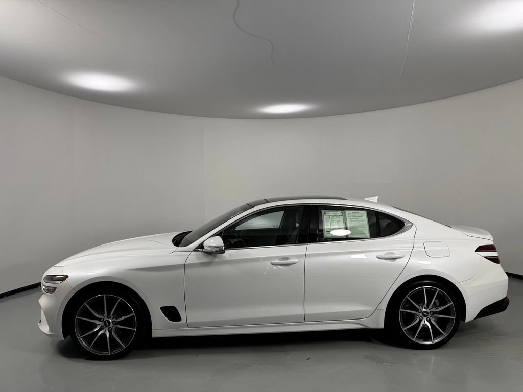 Used 2022 Genesis G70 2.0T w/ Prestige Package AWD/4WD image 4