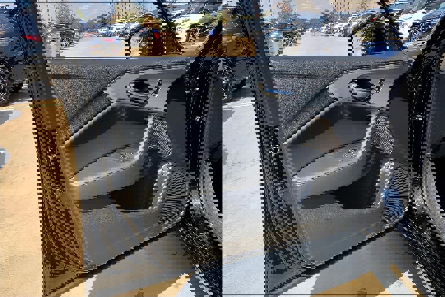 New 2025 Acura TLX w/ Technology Package FWD image 15