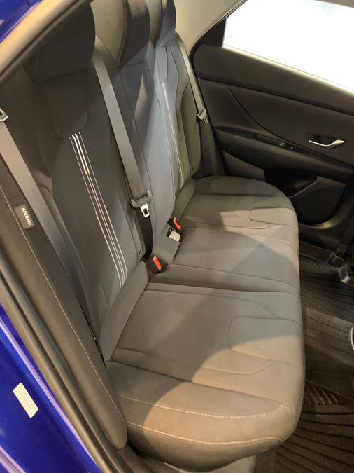 Used 2024 Hyundai Elantra SEL image 42