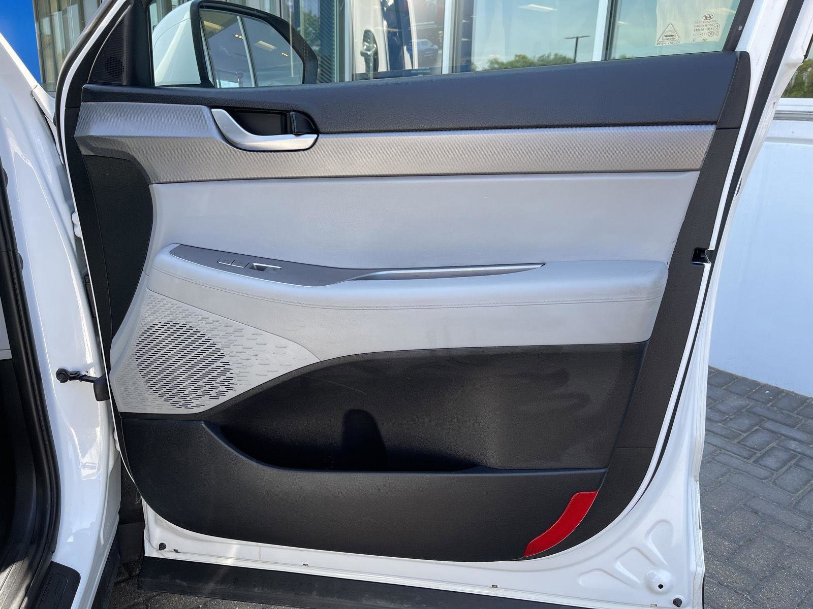 Used 2021 Hyundai Palisade SE AWD/4WD image 26