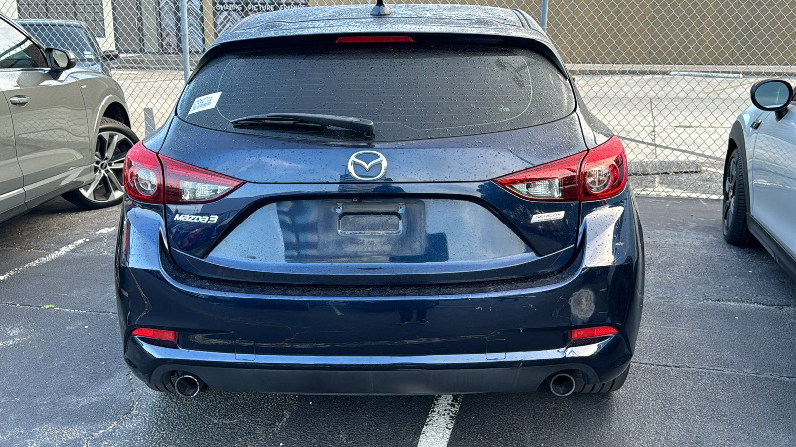 Used 2018 MAZDA MAZDA3 Grand Touring w/ Premium Equipment Package FWD image 7