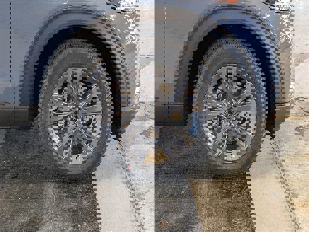 New 2026 Ford Explorer Active w/ Active Comfort Package image 22