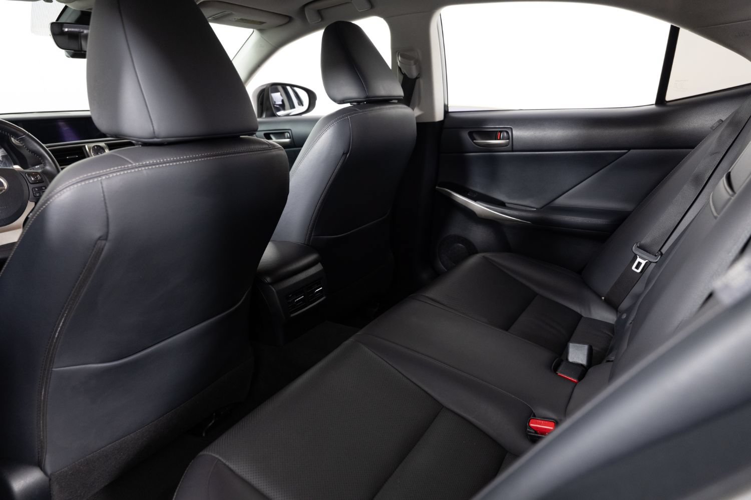Used 2017 Lexus IS 200t RWD image 18