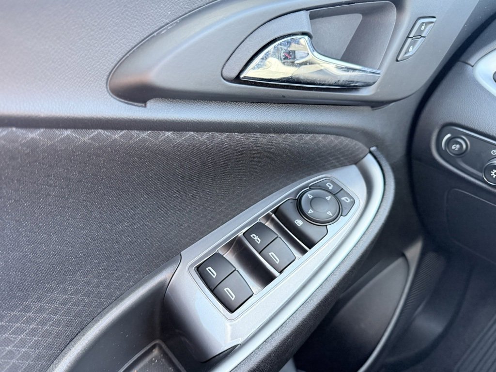 Used 2024 Chevrolet Malibu LT image 10