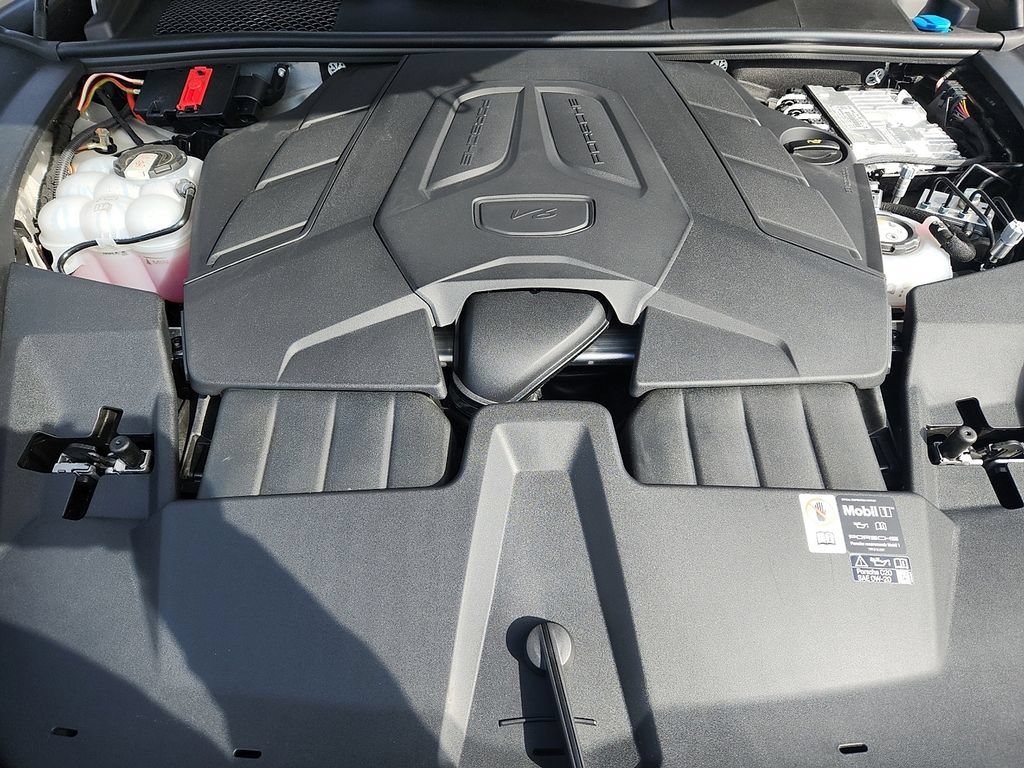 Certified 2025 Porsche Cayenne E-Hybrid AWD/4WD image 27