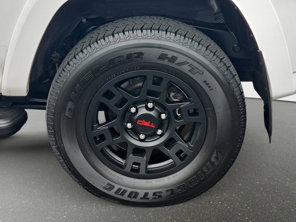 Used 2024 Toyota 4Runner TRD Off-Road Premium w/ Off Road Premium Plus Package AWD/4WD image 35