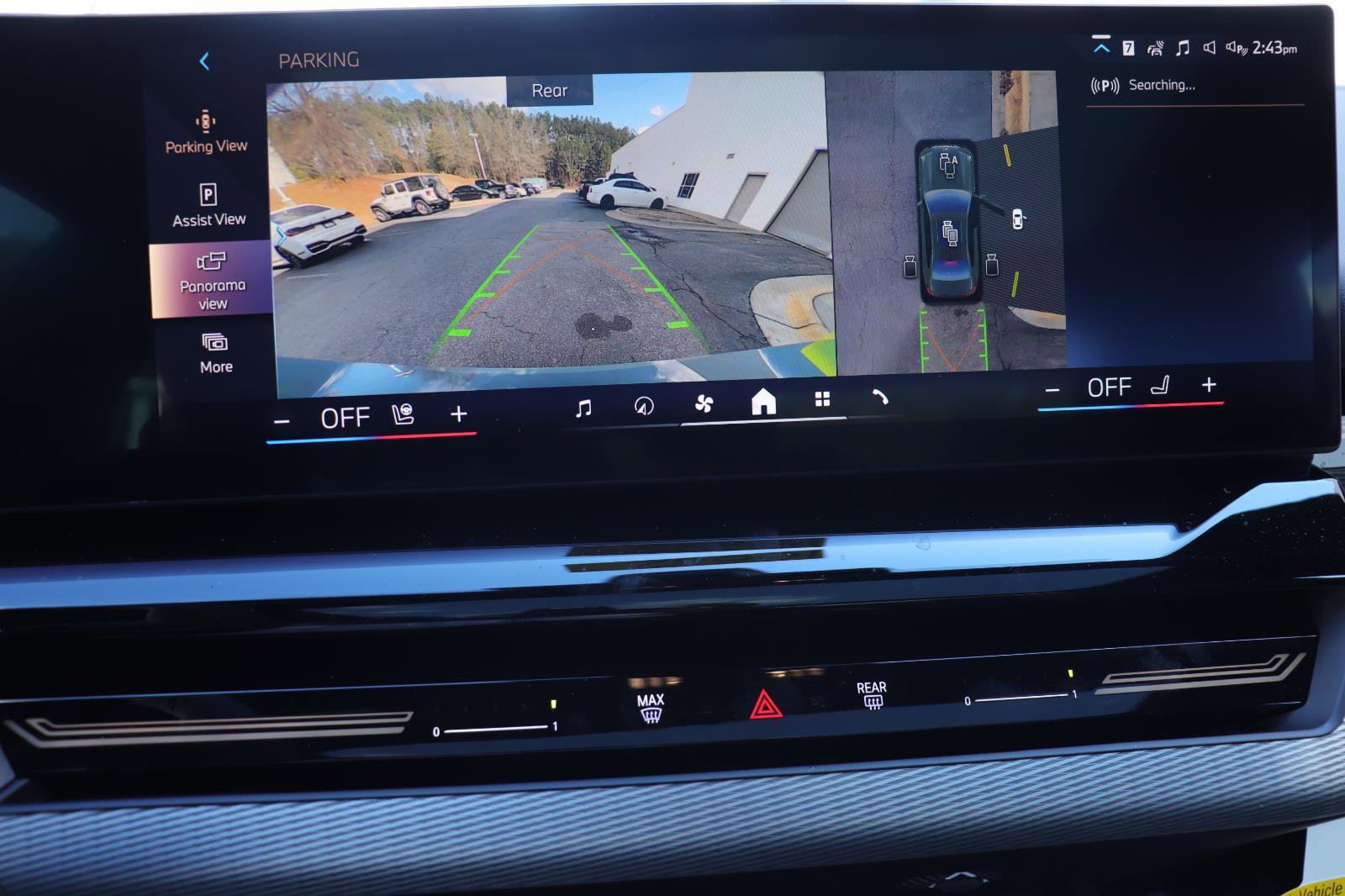 Used 2025 BMW 530i 530i w/ M Sport Package image 32