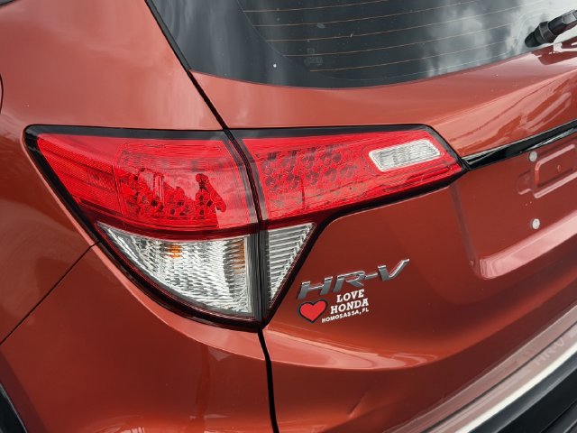 Certified 2020 Honda HR-V Sport image 32