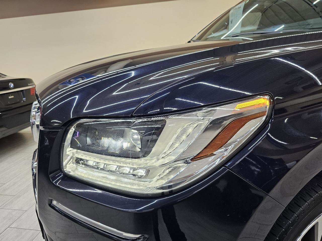 Used 2021 Lincoln Navigator L Reserve RWD image 10