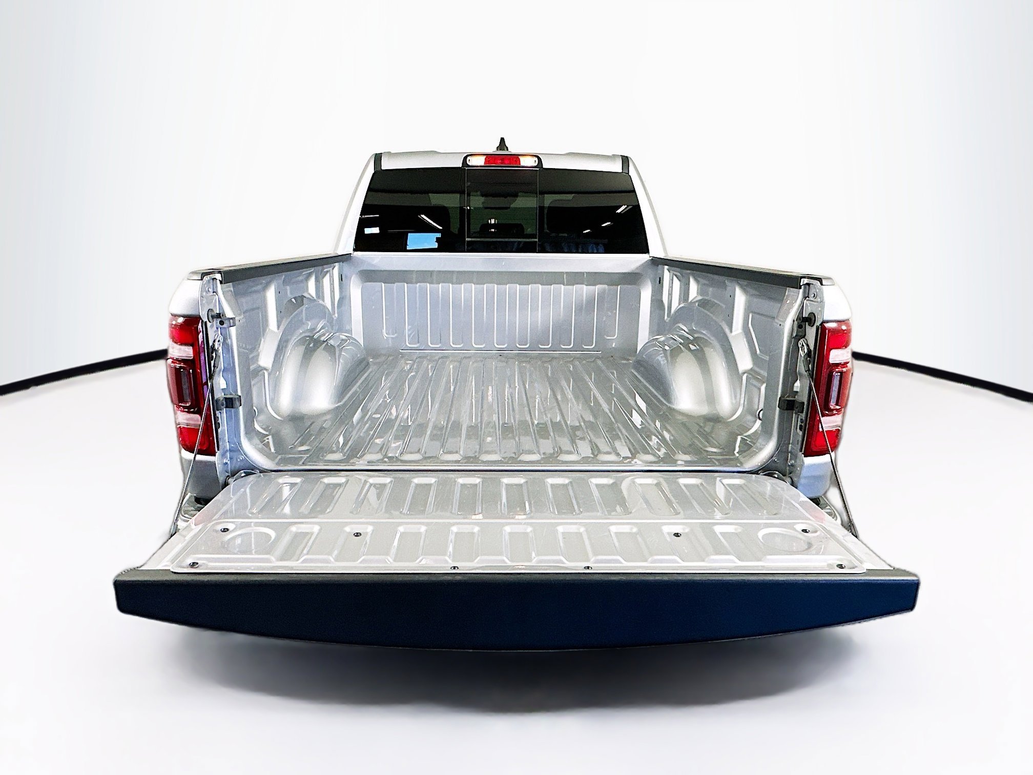 Used 2023 RAM 1500 Laramie image 29