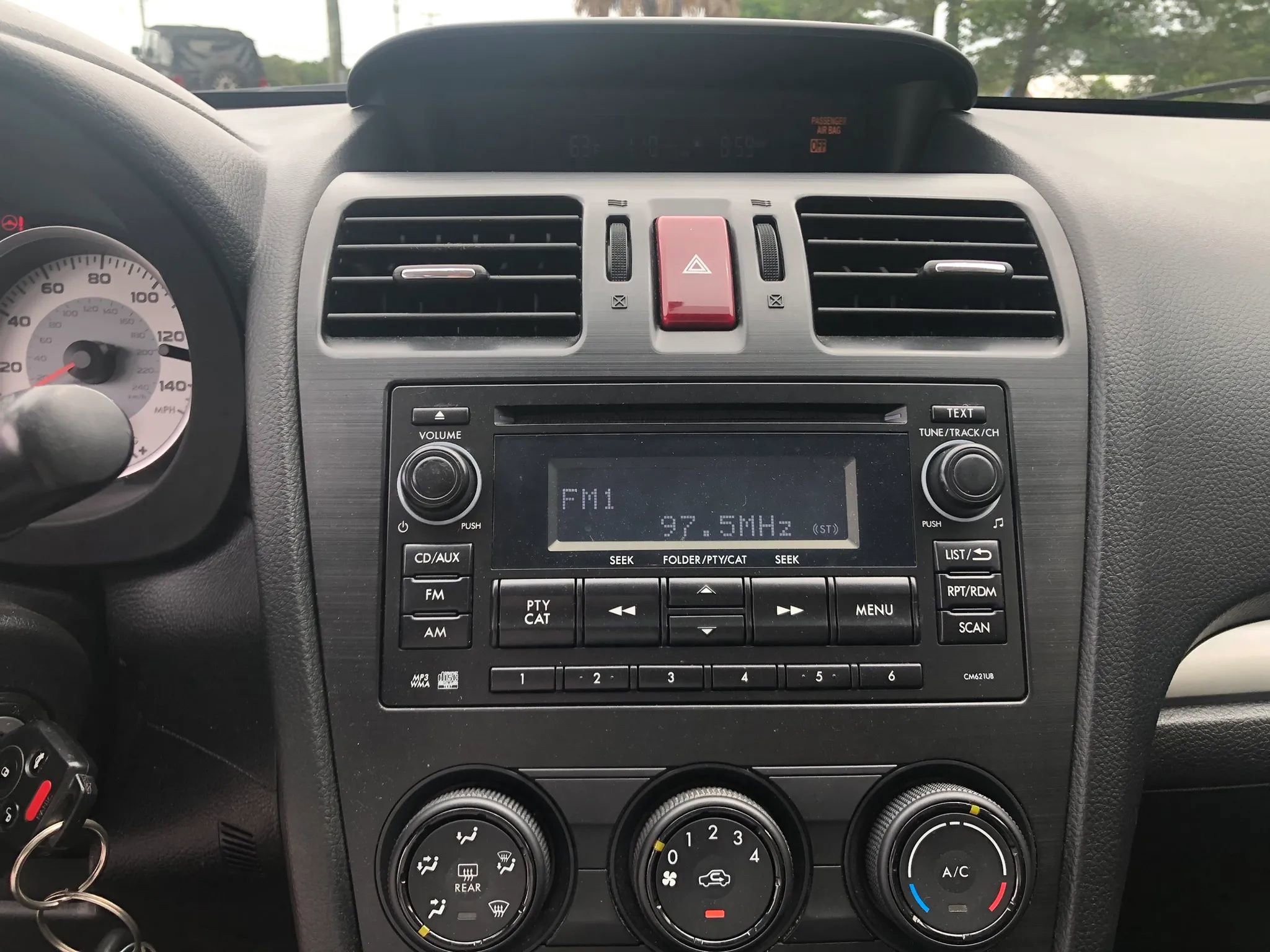 Used 2014 Subaru Impreza 2.0i Premium AWD/4WD image 15