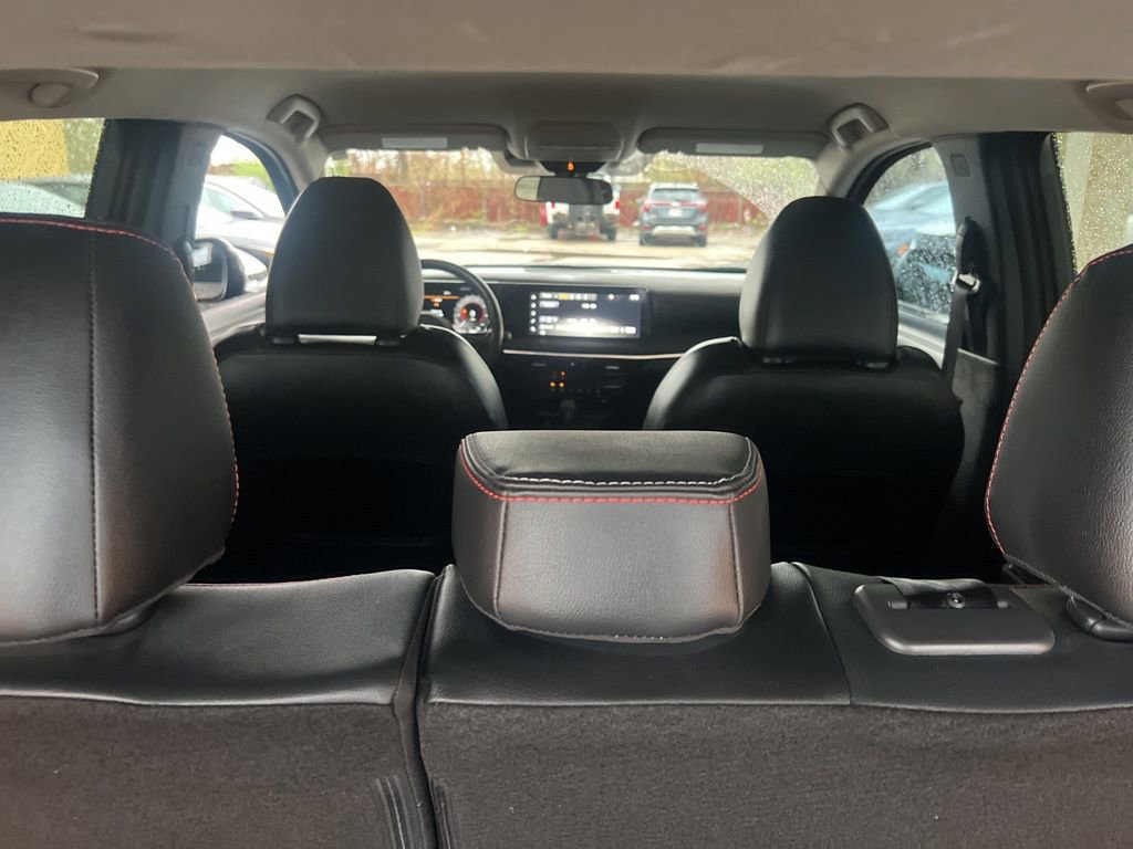 Certified 2025 Nissan Kicks SR AWD/4WD image 12