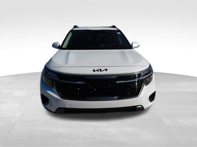 Used 2025 Kia Seltos X-Line image 2