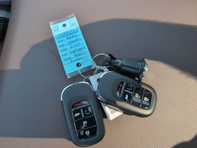 Certified 2026 Honda Pilot TrailSport image 35