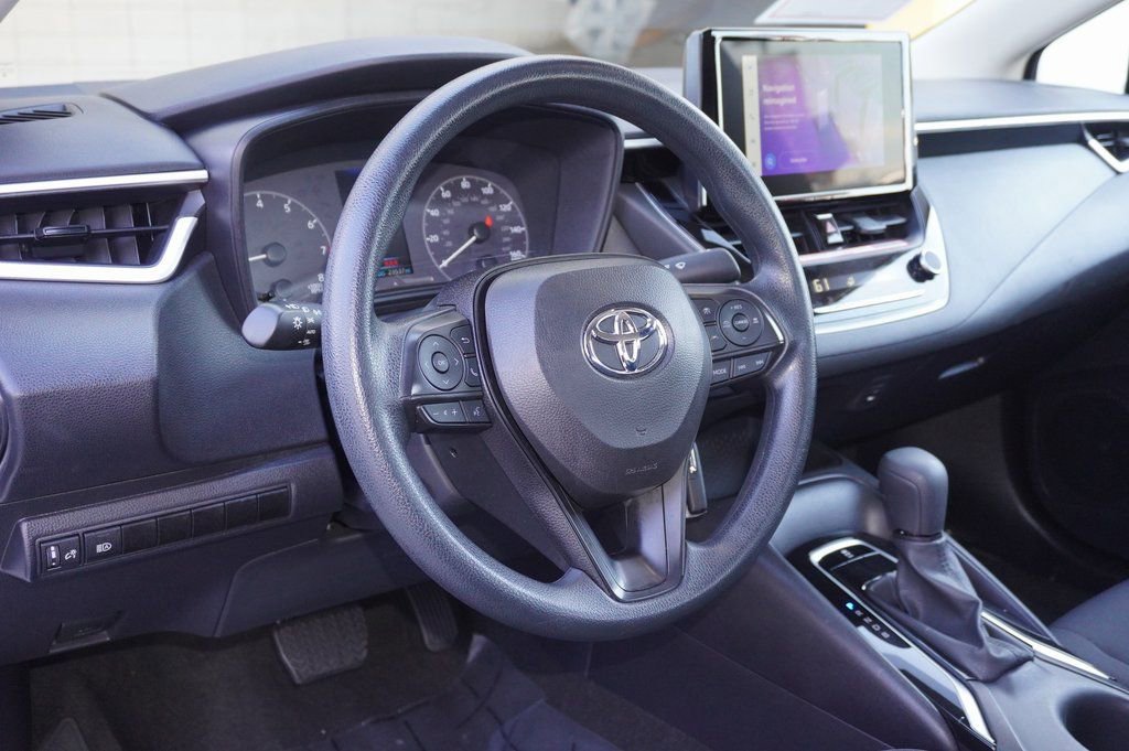 Certified 2025 Toyota Corolla LE image 11