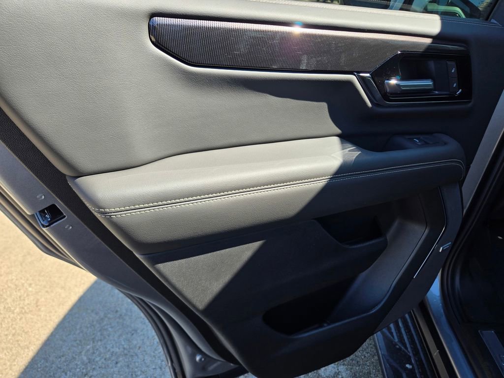 New 2026 GMC Yukon Elevation AWD/4WD image 29
