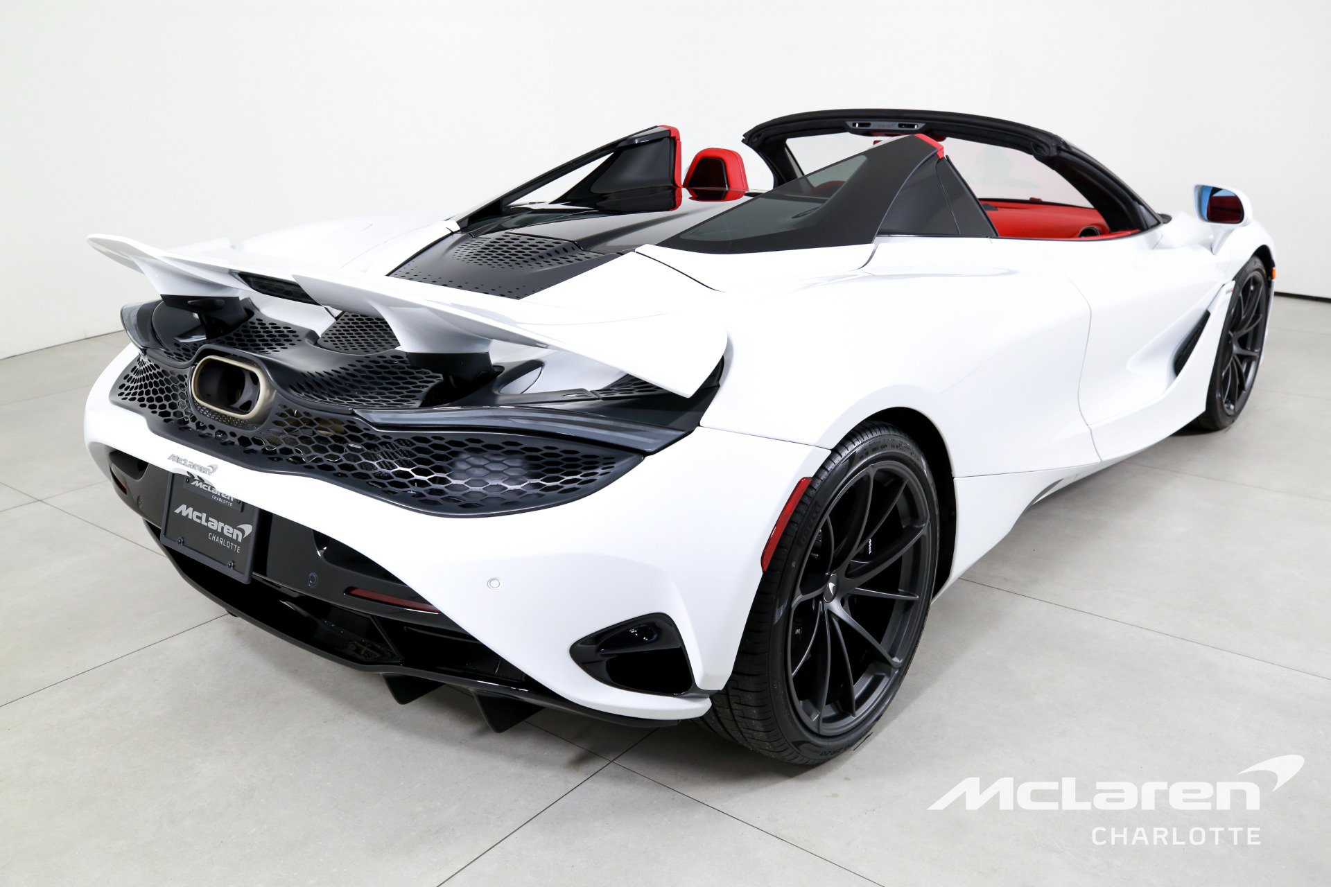 New 2027 McLaren 750S Spider RWD image 10