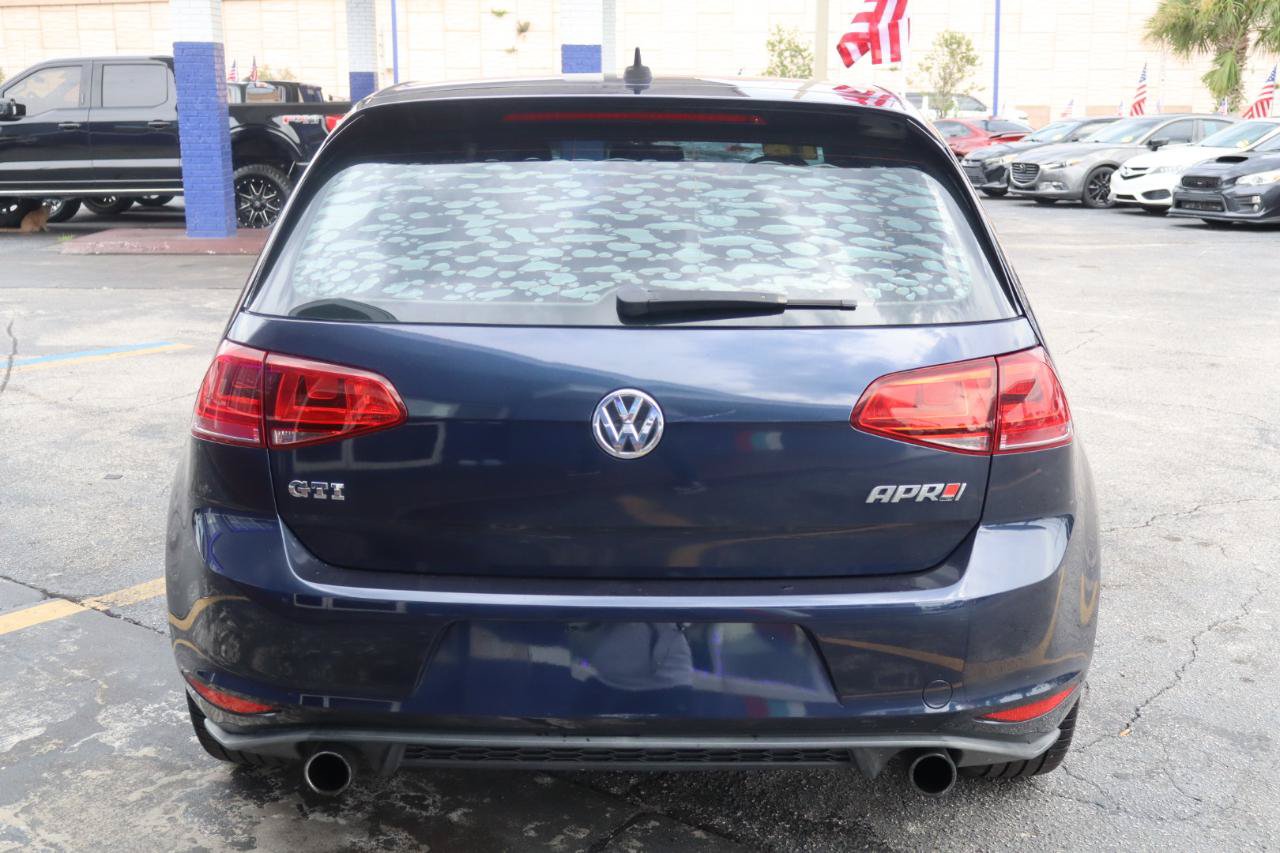 Used 2016 Volkswagen GTI SE FWD image 6