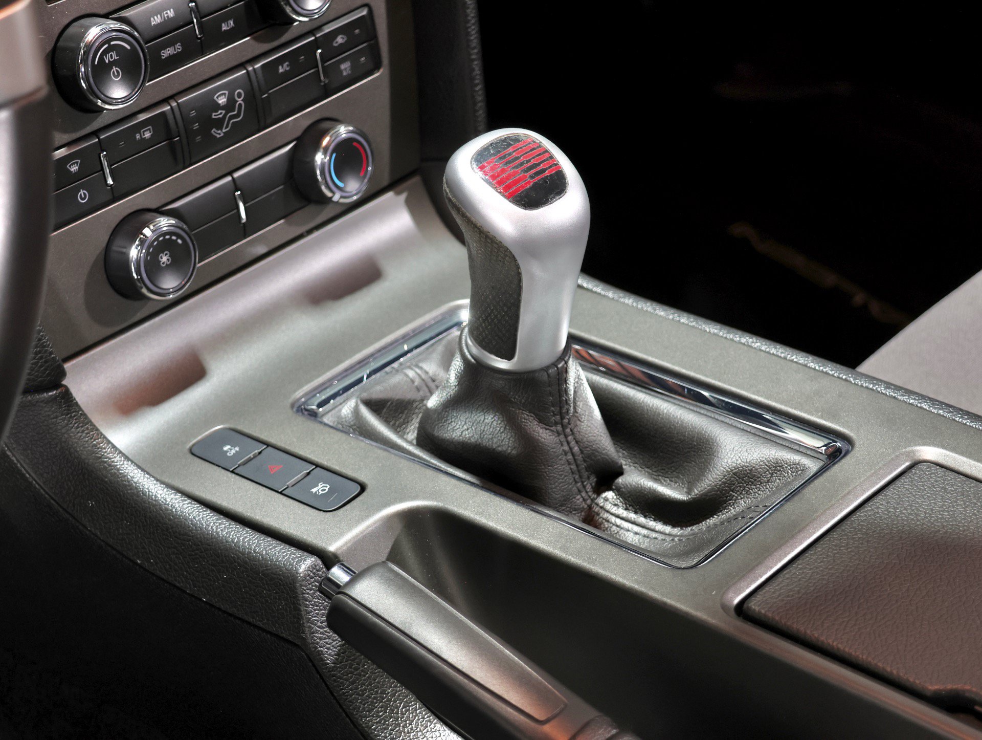 Used 2013 Ford Mustang GT RWD image 3