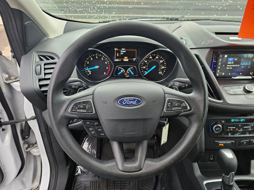Used 2017 Ford Escape SE w/ Equipment Group 201A image 30