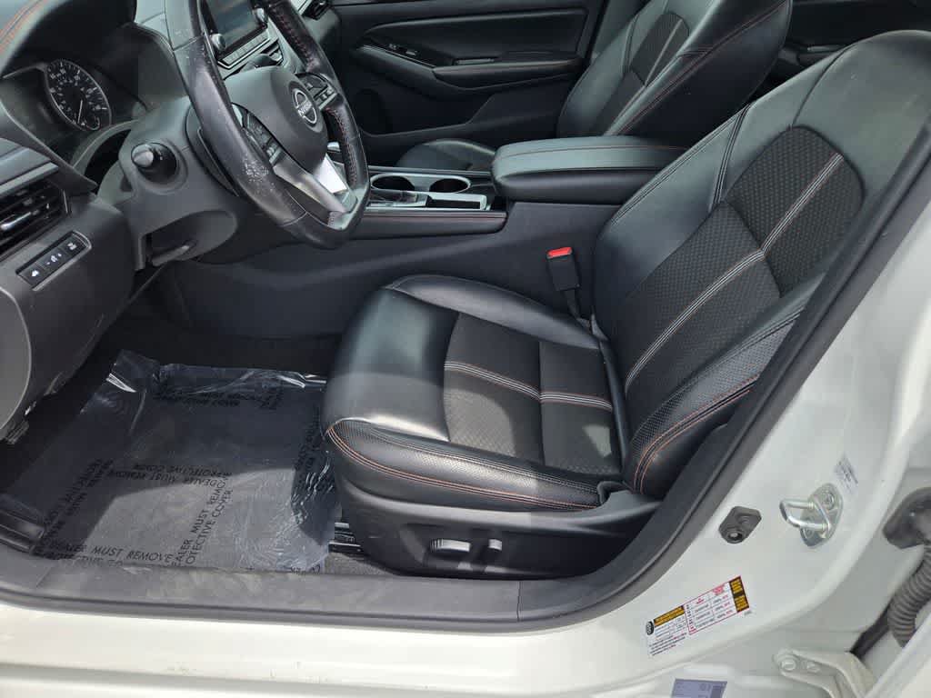 Used 2024 Nissan Altima 2.5 SR FWD image 18