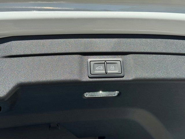 New 2025 Audi A5 2.0T Prestige image 16