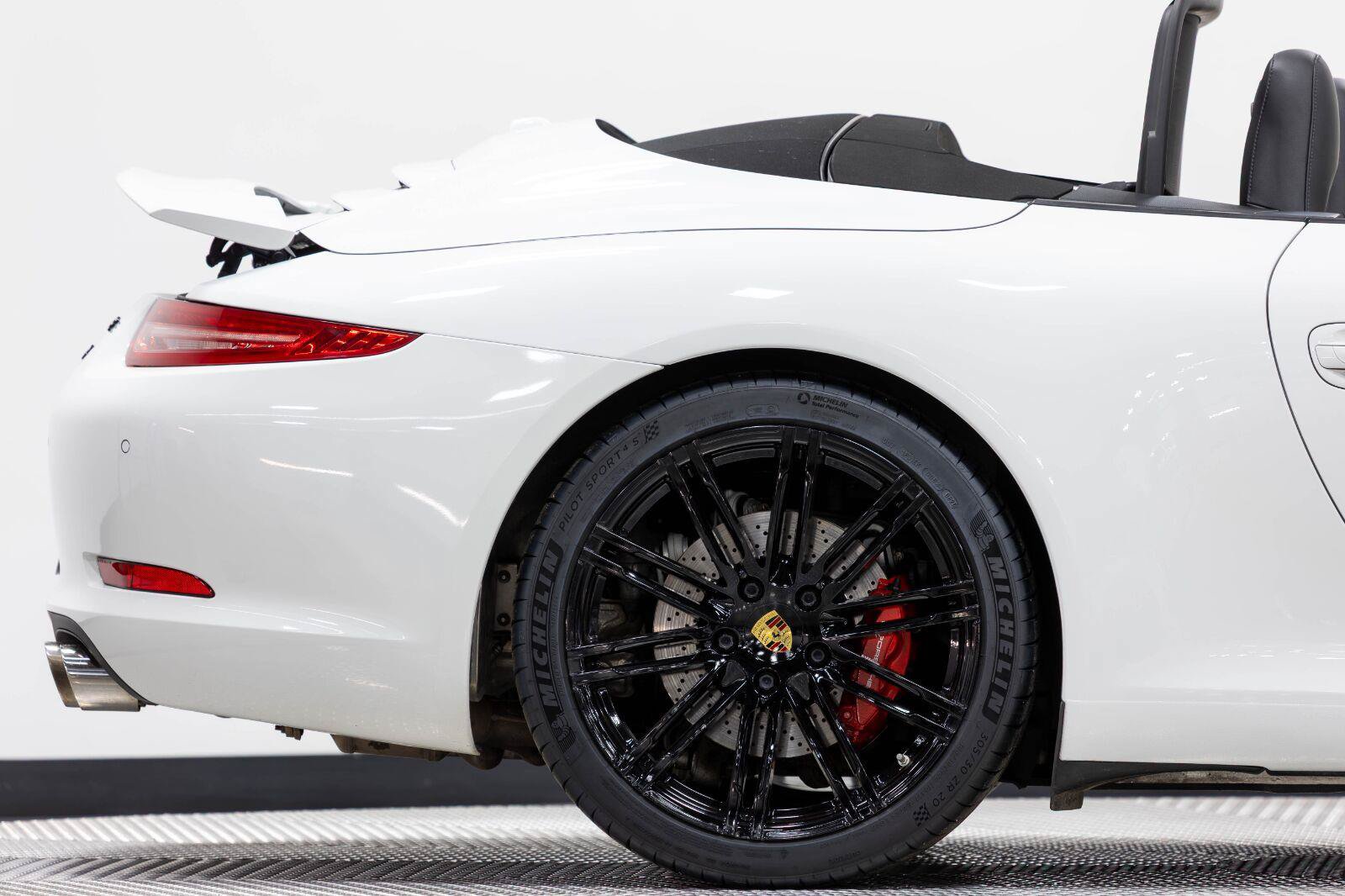 Used 2016 Porsche 911 Carrera S RWD image 28