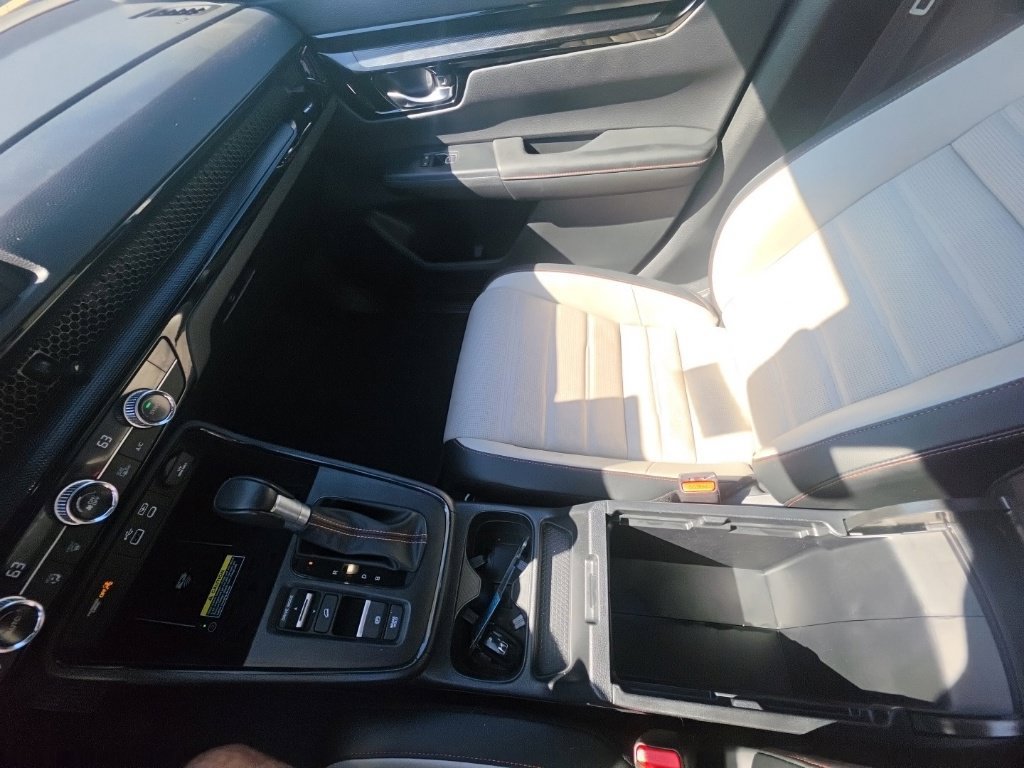 Certified 2025 Honda CR-V Sport Touring image 26