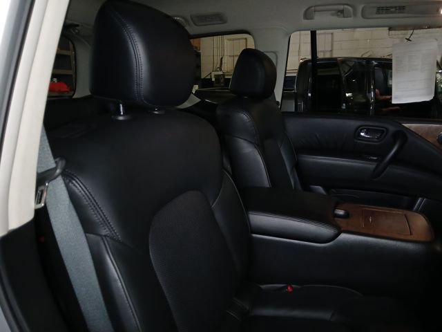 Used 2024 Nissan Armada SL w/ Captain's Chairs Package AWD/4WD image 43