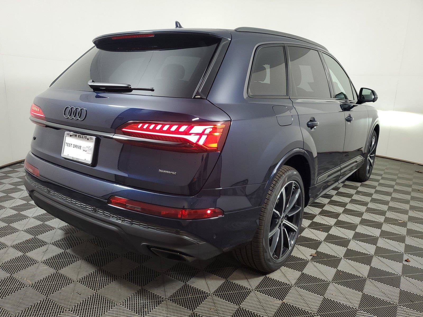 New 2026 Audi Q7 2.0T Premium Plus AWD/4WD image 6