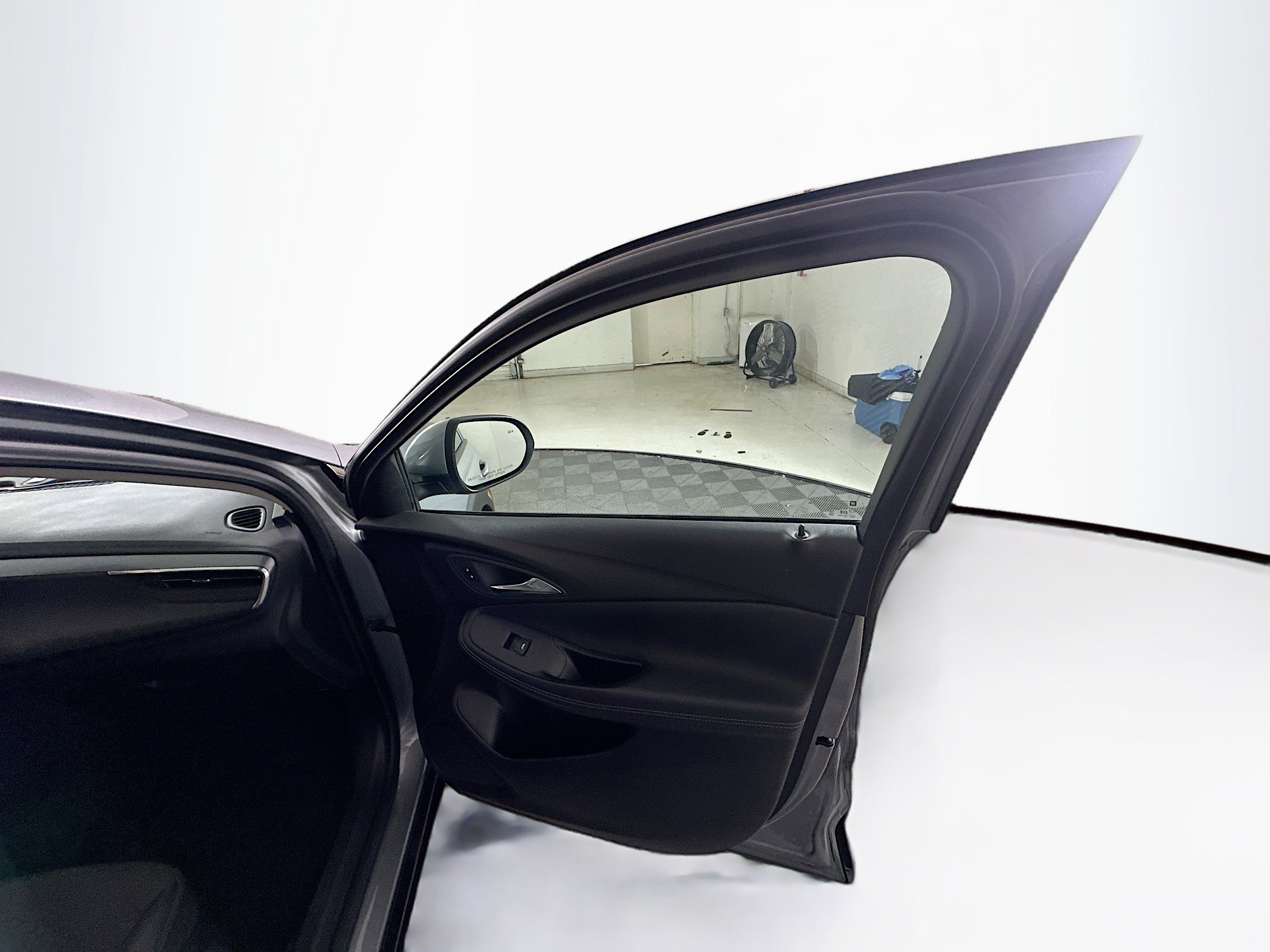 Used 2025 Buick Encore GX Preferred image 31