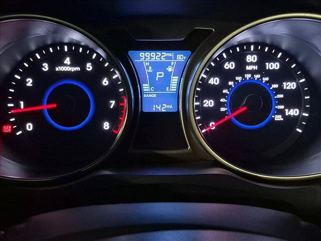 Used 2017 Hyundai Veloster Value Edition FWD image 13