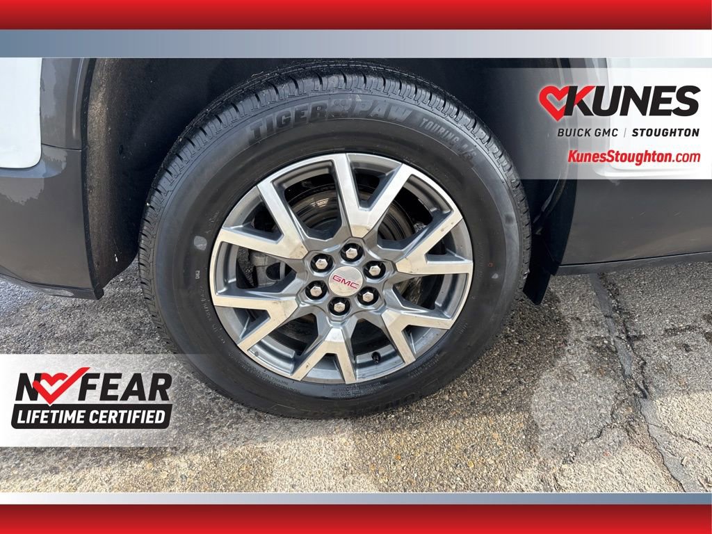 Used 2023 GMC Acadia SLT image 16