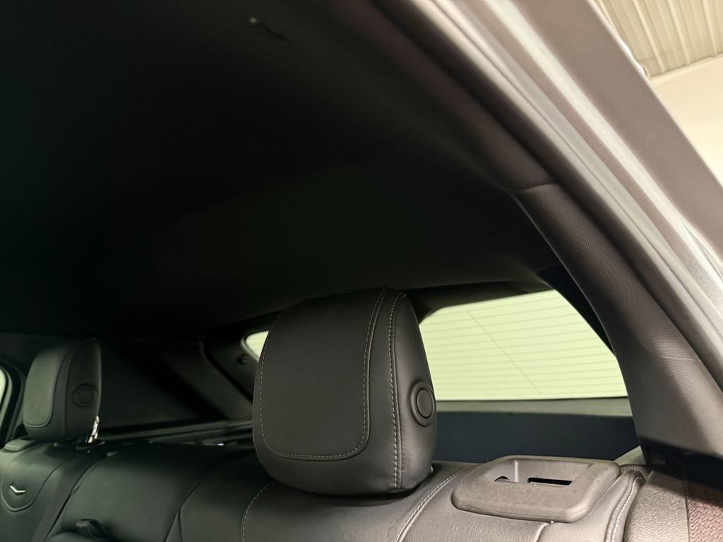 Used 2023 Cadillac XT4 Premium Luxury image 50