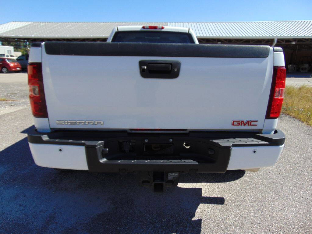 Used 2013 GMC Sierra 3500 Denali image 9