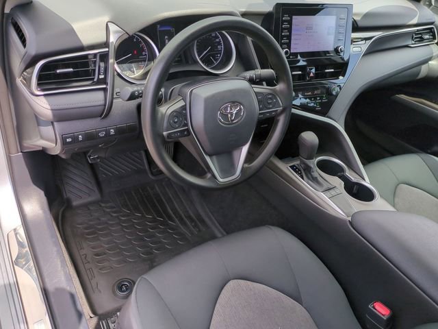 Used 2022 Toyota Camry LE FWD image 11