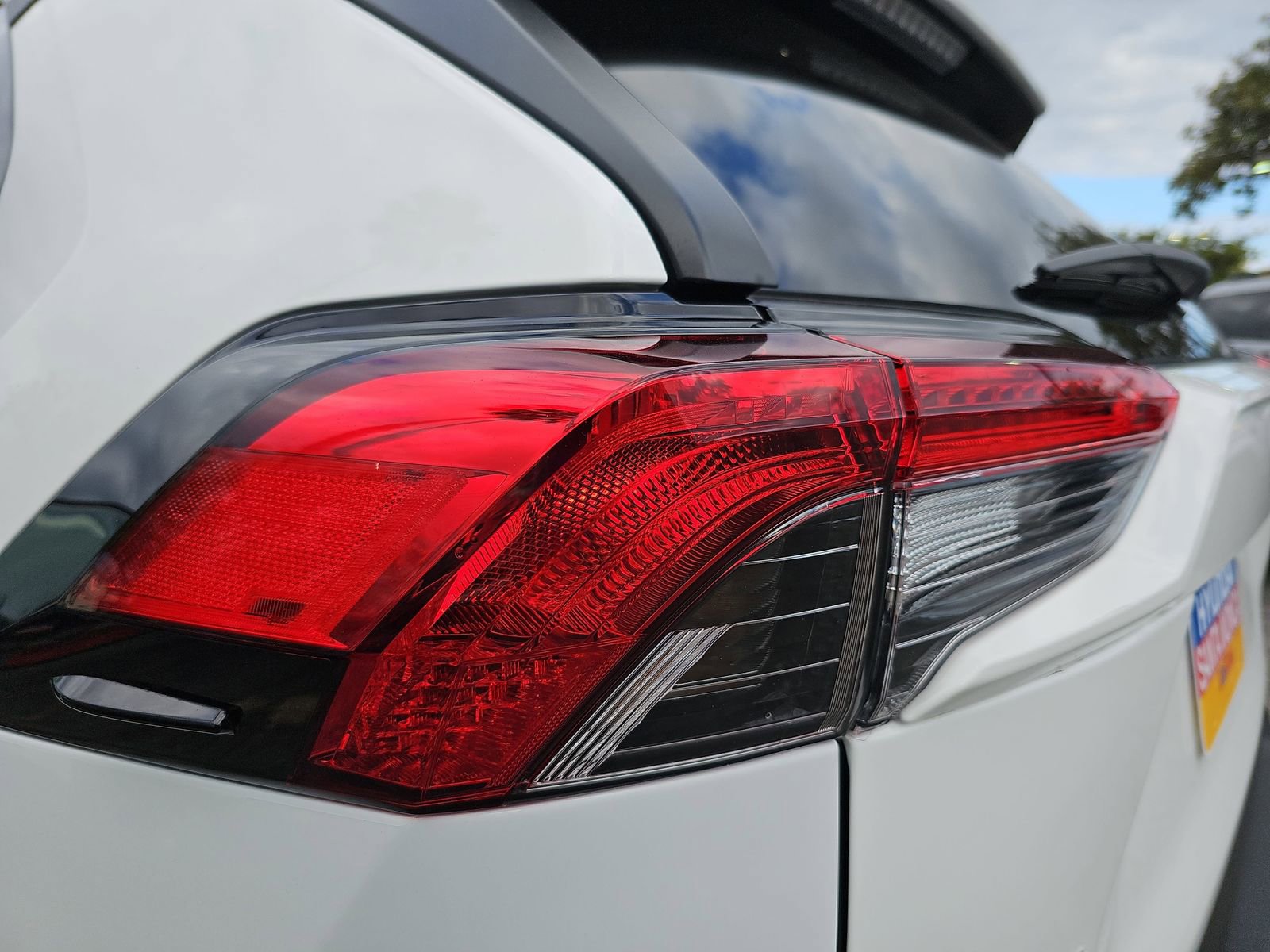 Used 2023 Toyota RAV4 XLE AWD/4WD image 35