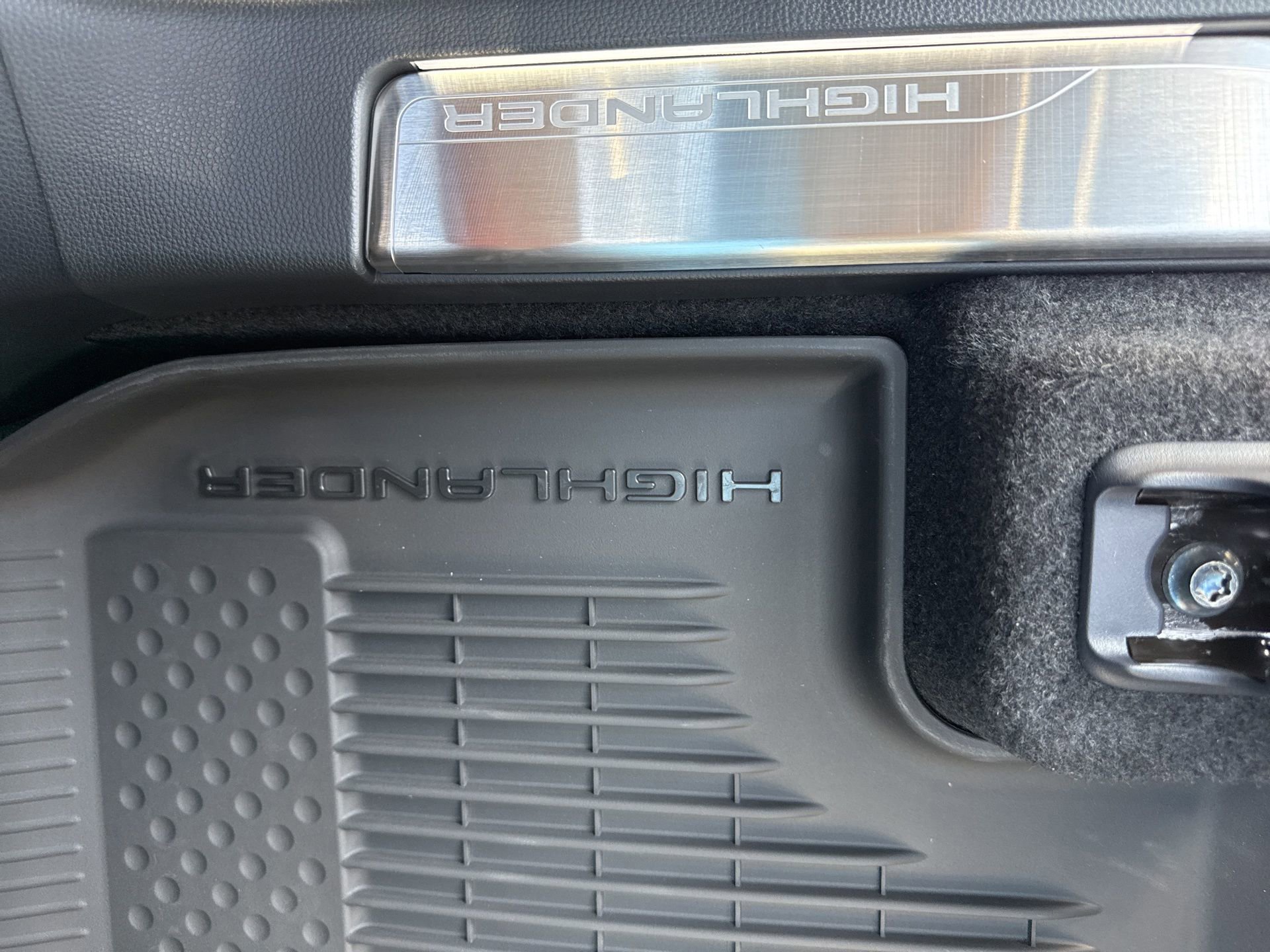 New 2026 Toyota Highlander Platinum image 20