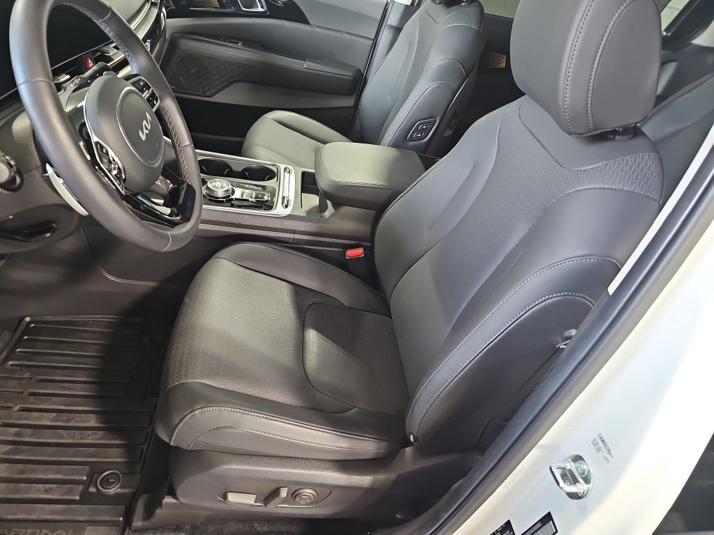 Used 2026 Kia Carnival SX Prestige FWD image 15