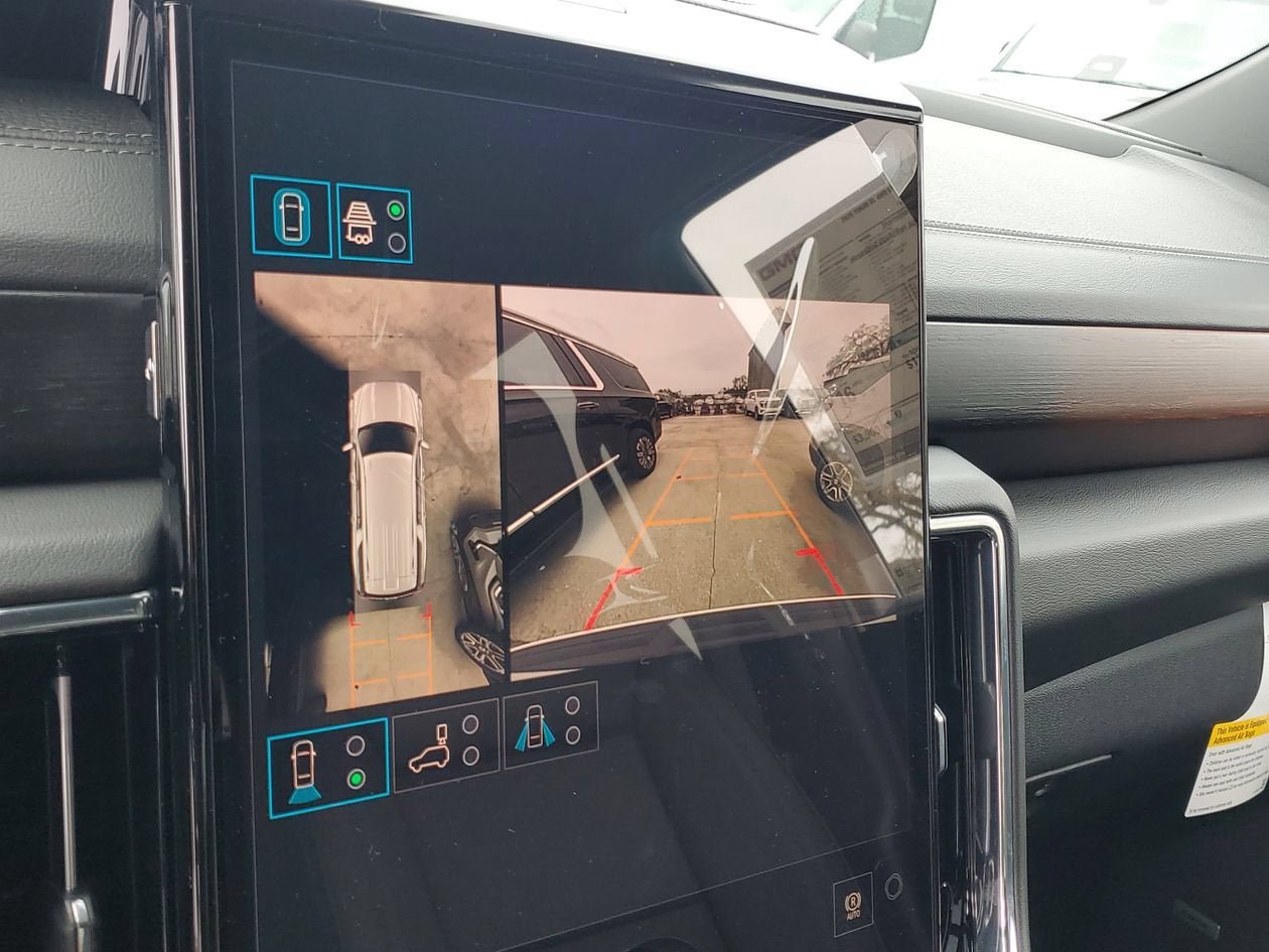 New 2026 GMC Yukon XL Denali w/ Sun & Power Step Package AWD/4WD image 22