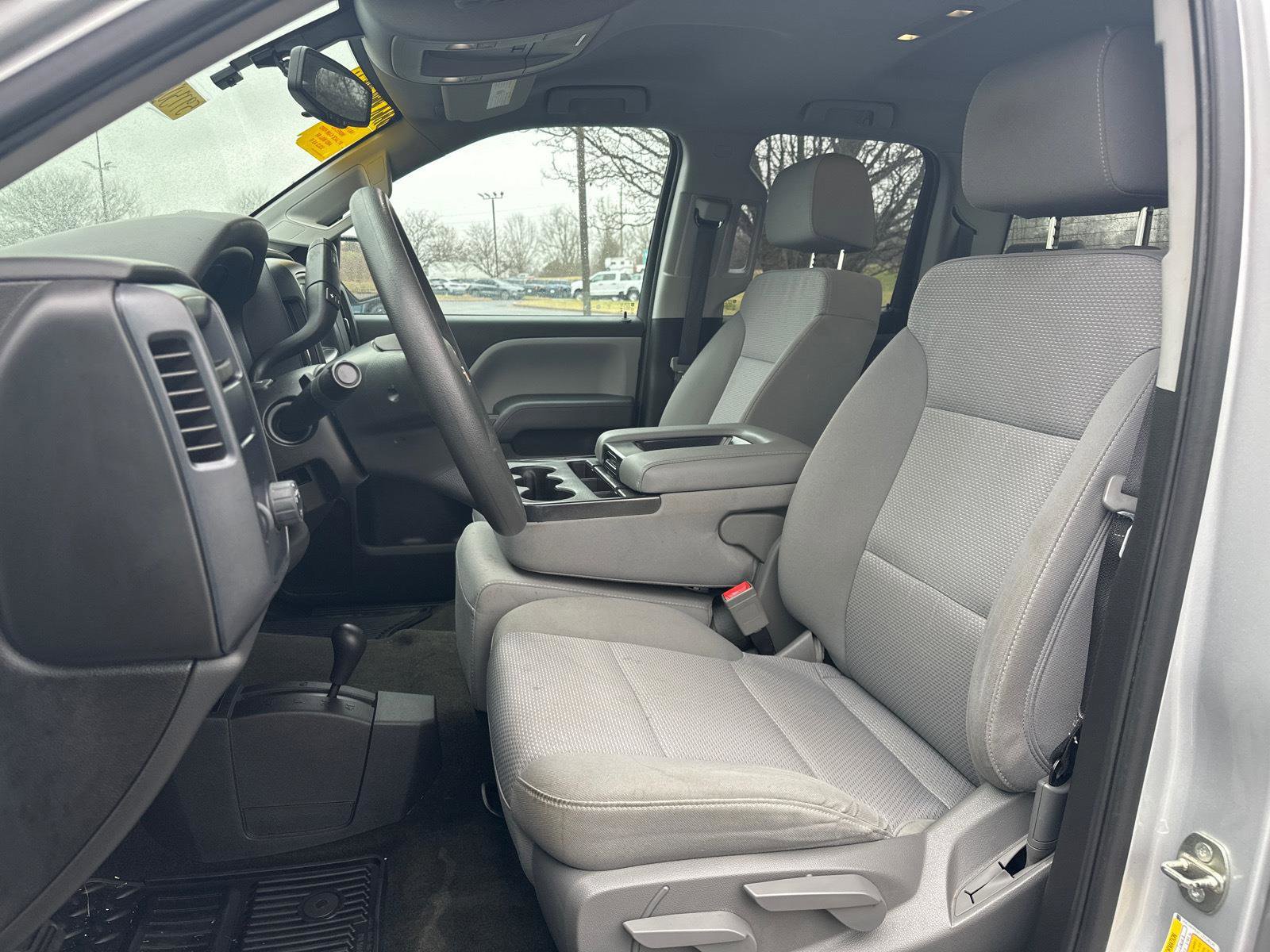 Used 2018 Chevrolet Silverado 1500 Custom w/ Custom Value Package image 3