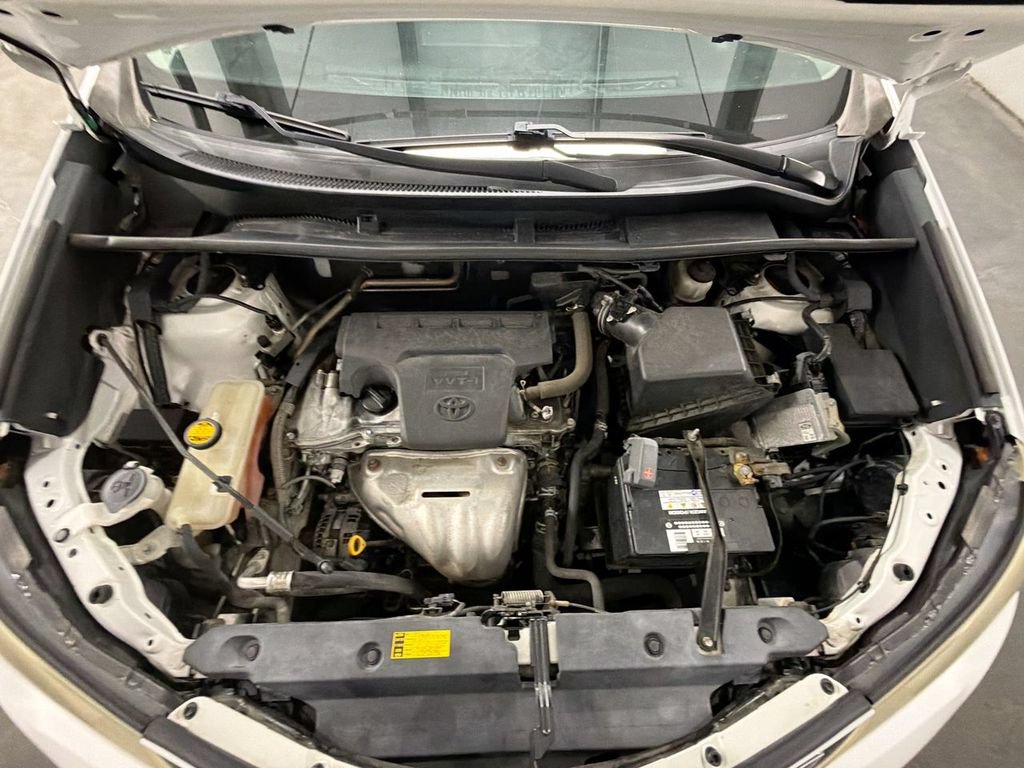 Used 2013 Toyota RAV4 XLE FWD image 26