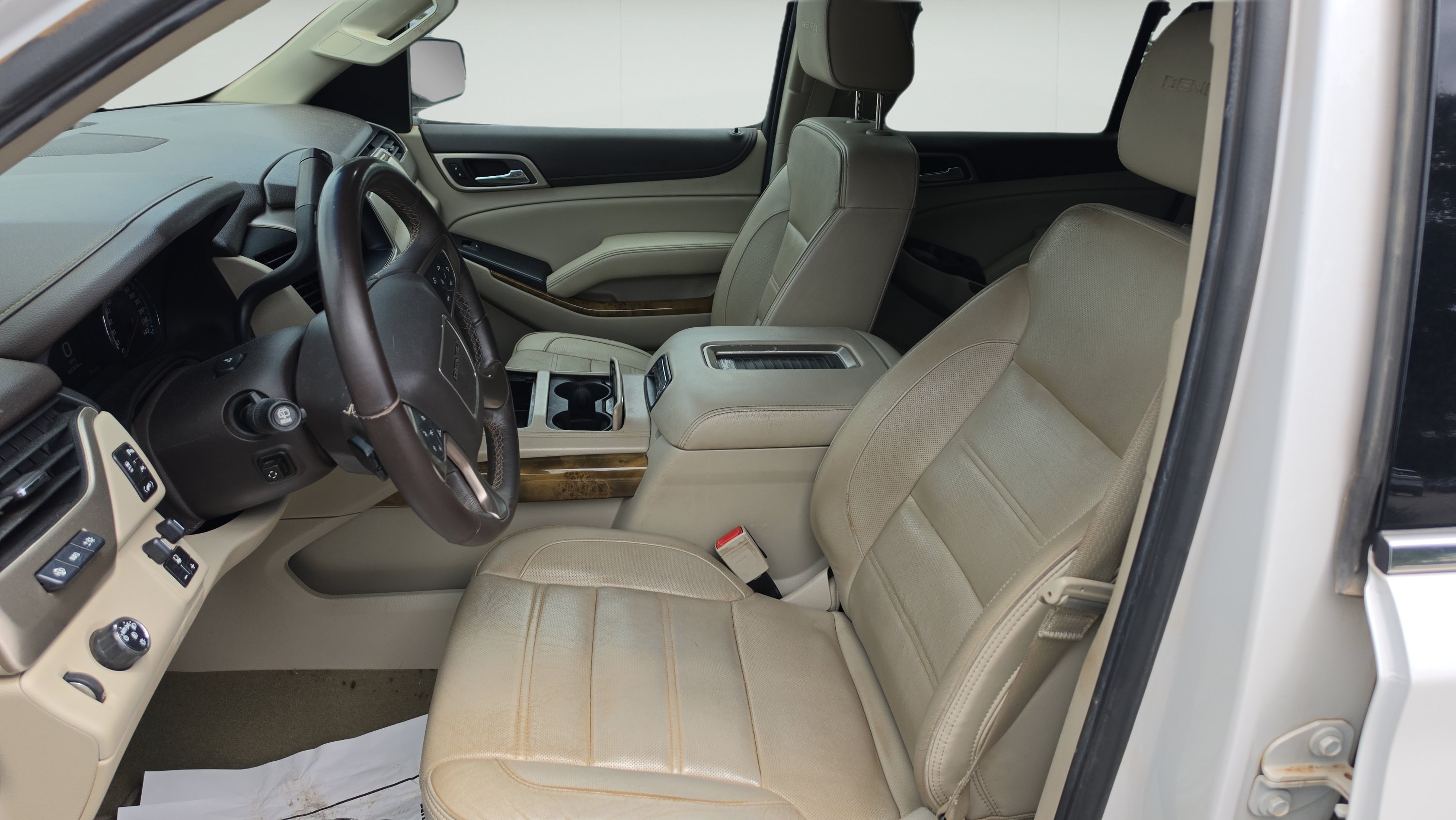 Used 2017 GMC Yukon Denali w/ Open Road Package RWD image 9