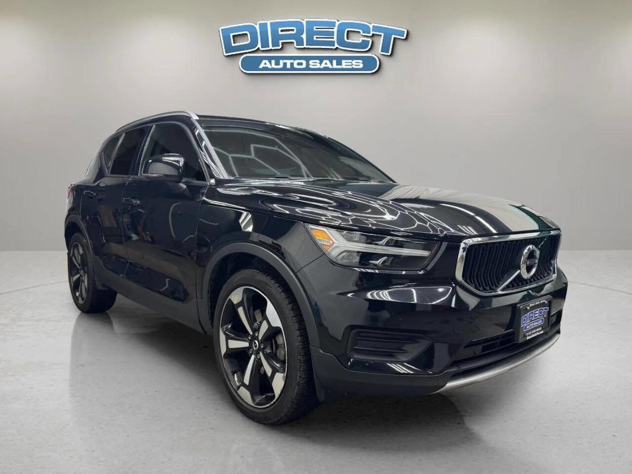 Used 2020 Volvo XC40 T5 Momentum w/ Protection Package AWD/4WD image 1