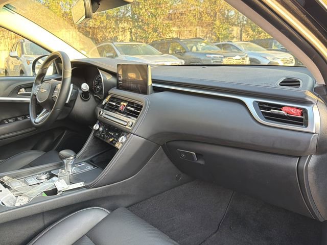 Used 2025 Genesis G70 2.5T image 20