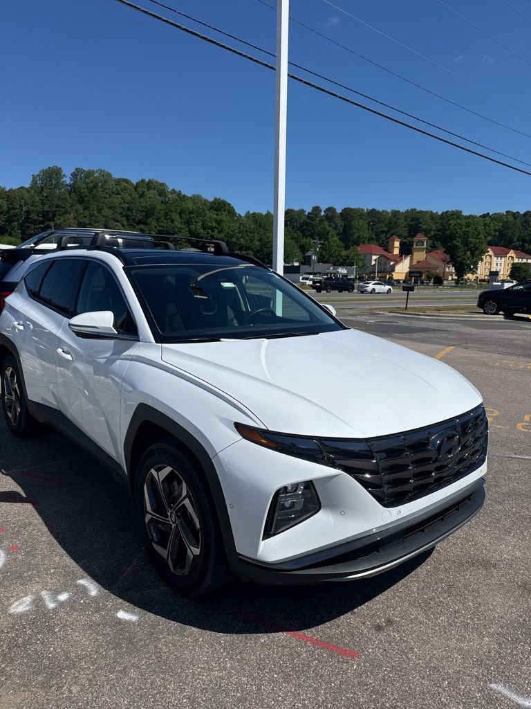 Certified 2023 Hyundai Tucson Limited w/ Cargo Package AWD/4WD image 3
