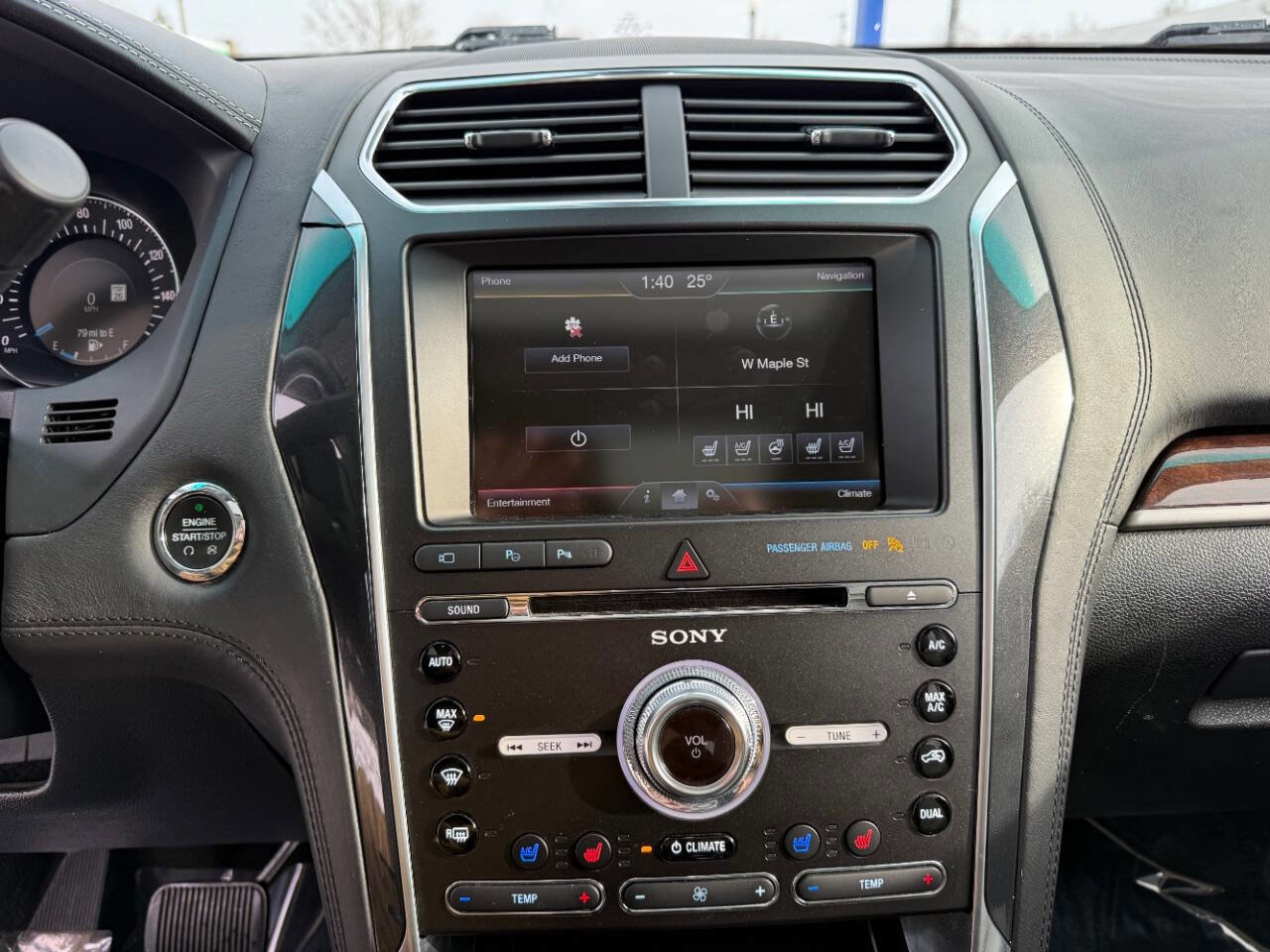 Used 2016 Ford Explorer Platinum image 16