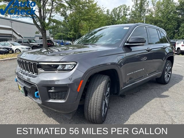 Used 2024 Jeep Grand Cherokee Overland w/ Trailer Tow Package AWD/4WD image 3