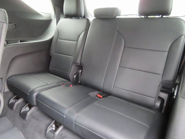 Used 2025 Chevrolet Traverse LT AWD/4WD image 31
