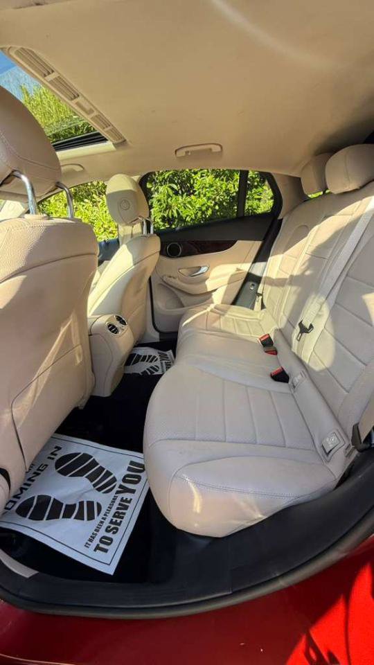 Used 2017 Mercedes-Benz GLC 300 4MATIC Coupe image 15